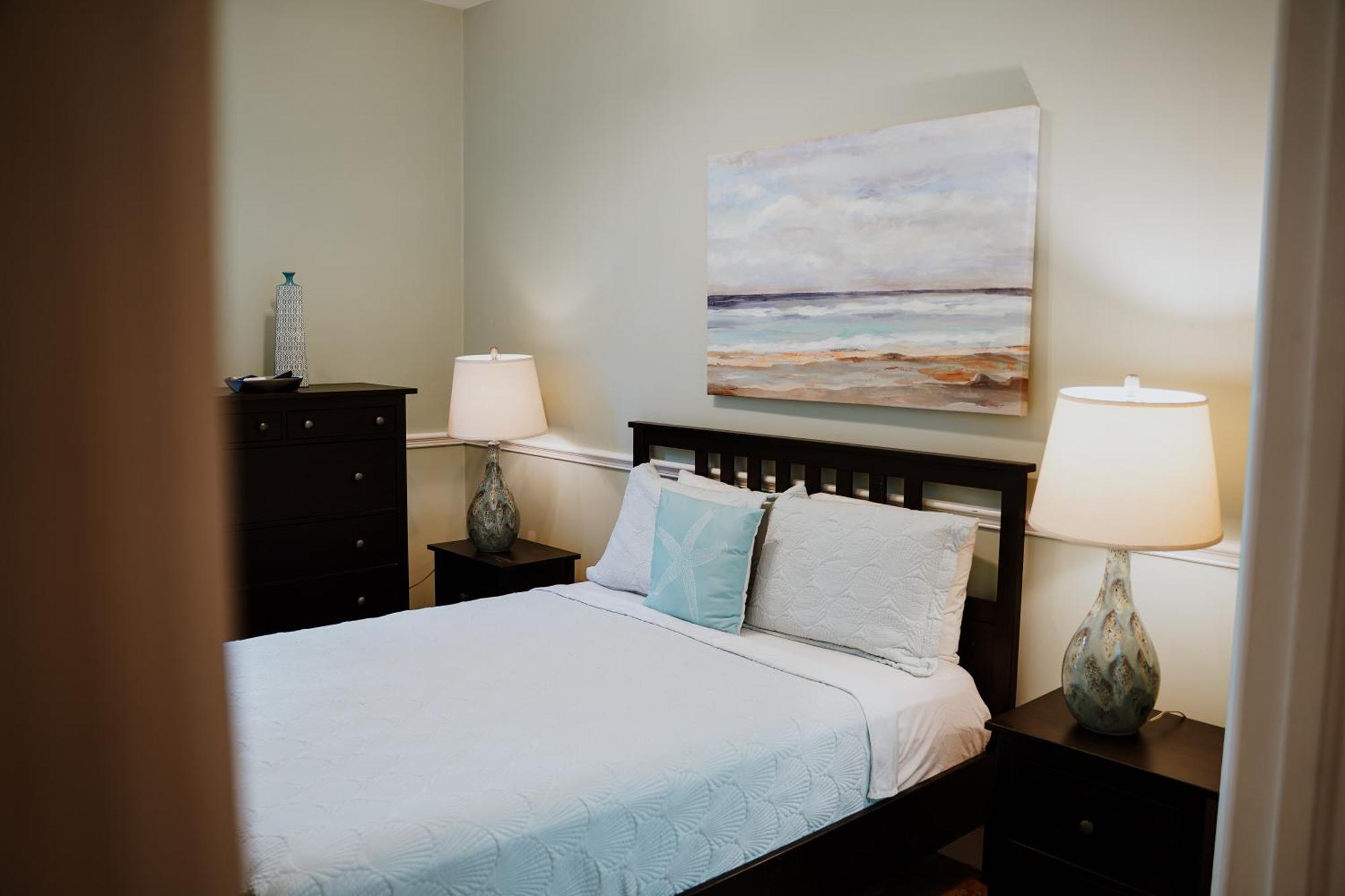 Shangri-La Boutique Bed & Breakfast West Bay Стая снимка