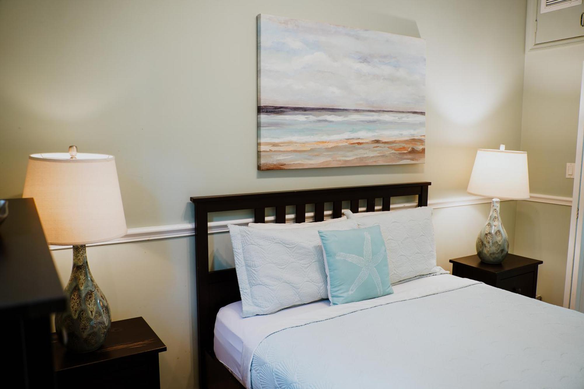 Shangri-La Boutique Bed & Breakfast West Bay Стая снимка